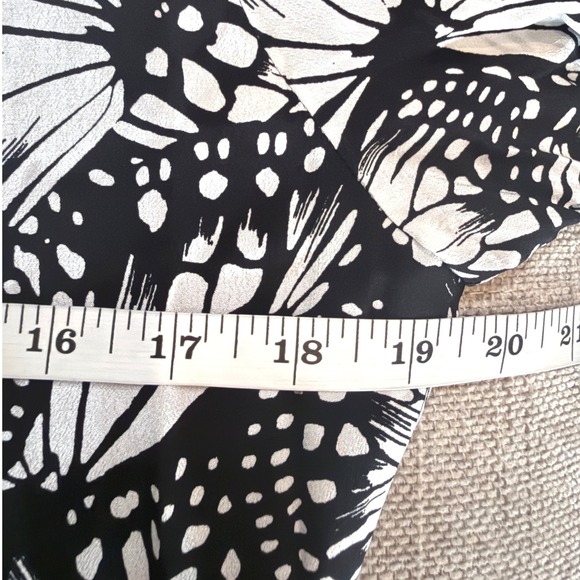 The Kooples Dress Size 8 Black White Floral‎ Butterfly Print Long Sleeve Mini - Picture 6 of 15